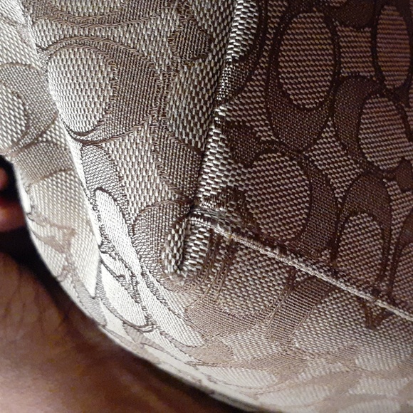 COACH SIGNATURE TOTE BAG - Picture 5 of 15